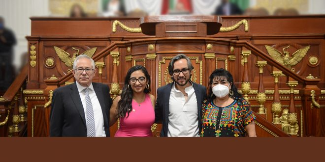 Genaro Lozano Rinde Protesta Como Integrante Del Consejo Honorario De La Cdhcm Por Un Periodo De Cinco Años