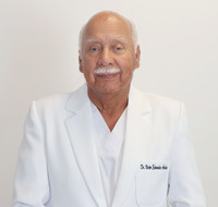Víctor Hugo Echeandía Arellano