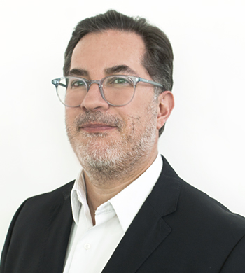 Luis R García López Guerrero