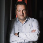 Carlos Suárez