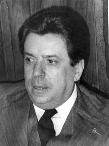 Norton Macedo Correia
