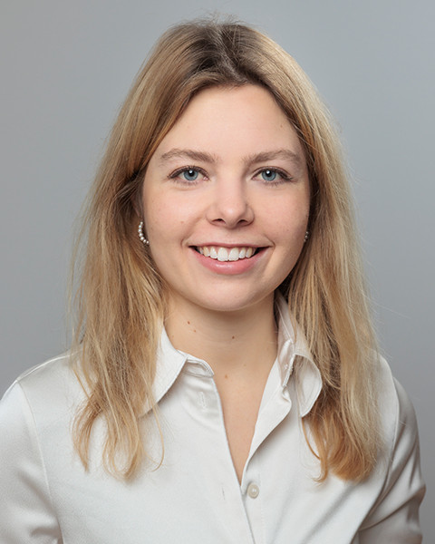 Kim-Sarah Speer