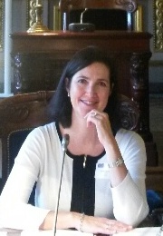 Nuria Díaz Abad