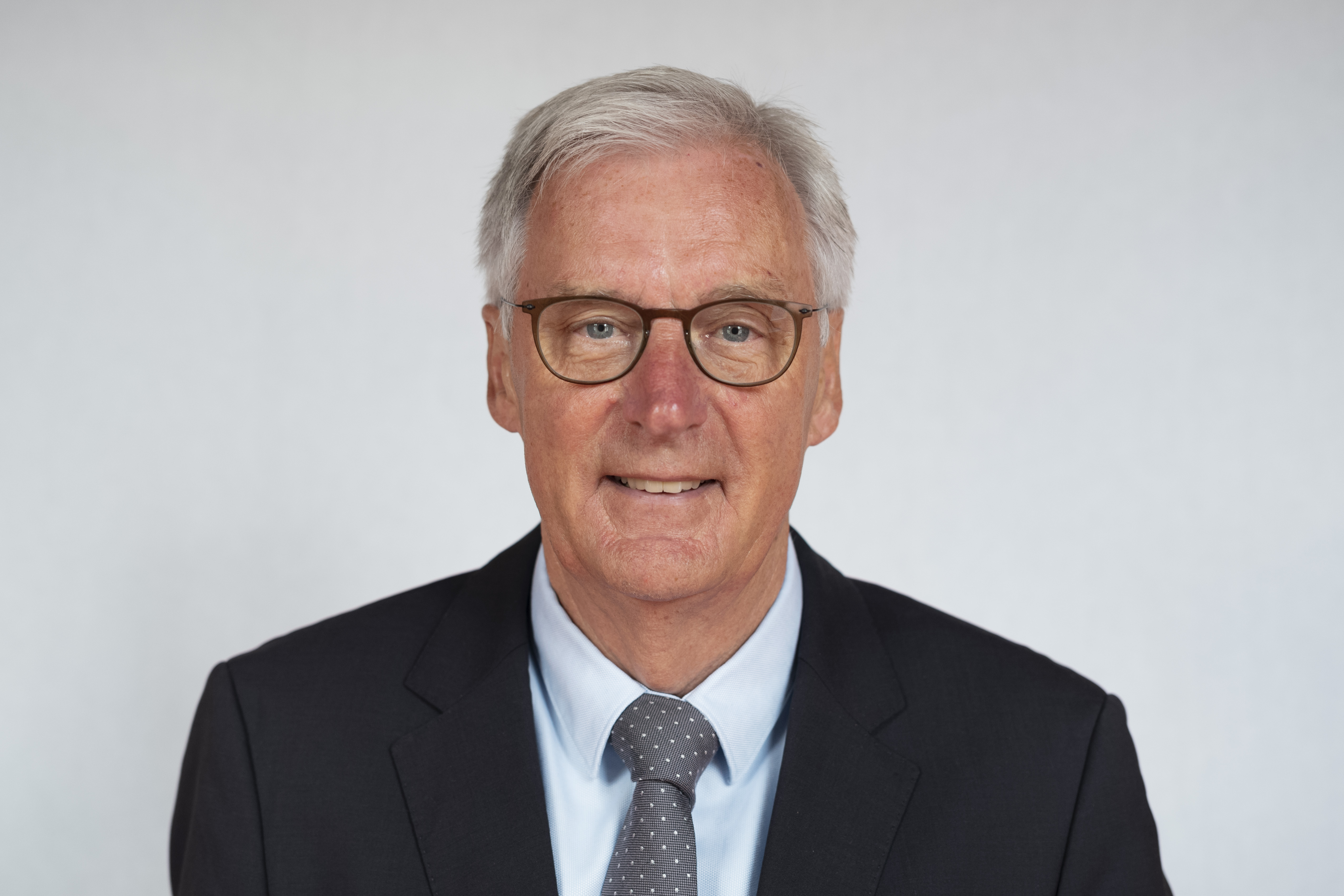 Ben Knapen