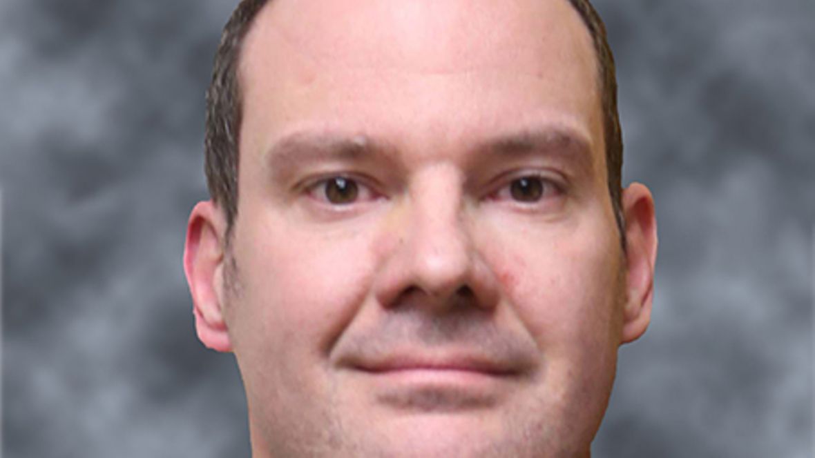 Rolf D Snyder