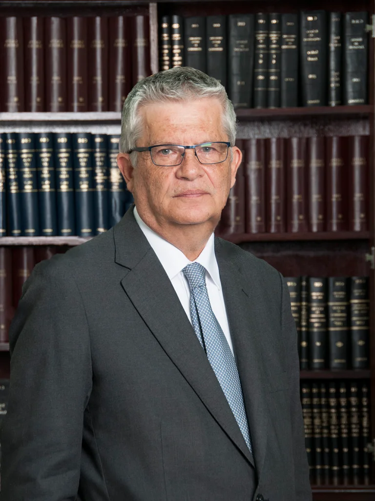 Carlos Mackenney Urzúa