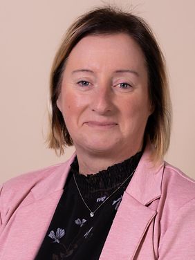 Claudia Weiss