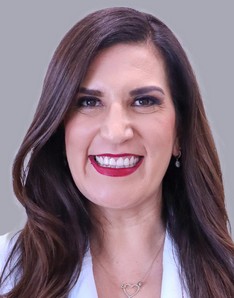 Kenia López Rabadán