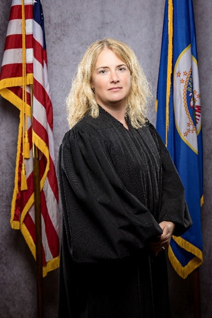 Anne M Rasmusson