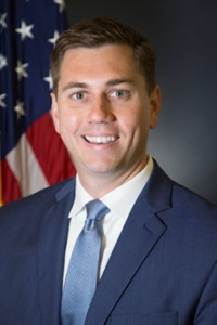 William R Keyes