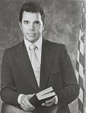 Douglas Applegate