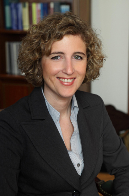 Ana María Martínez-Pina García