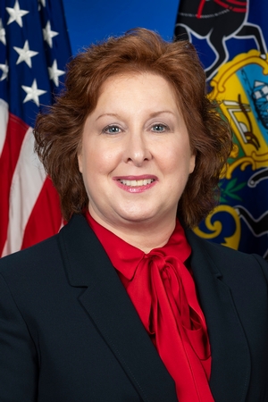 Lynda Schlegel Culver