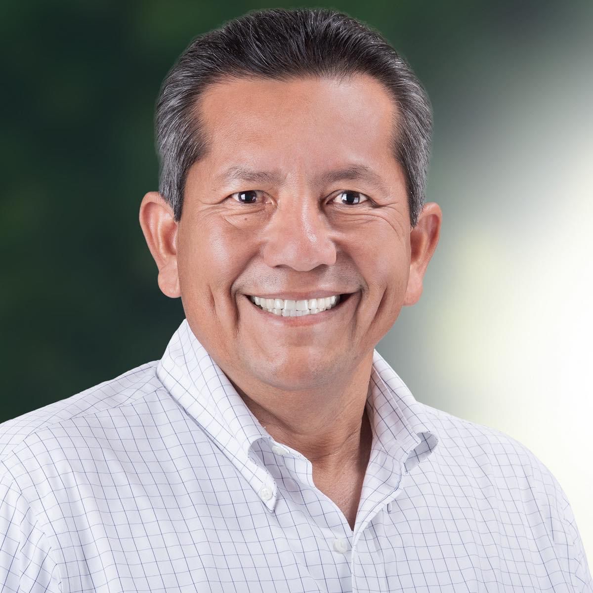 Carlos Reyes Torres