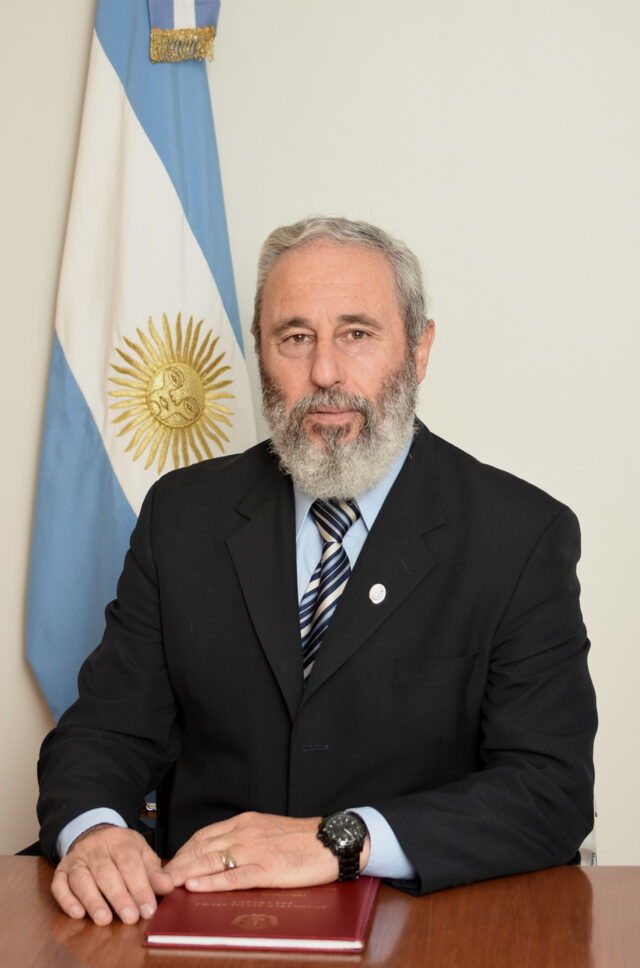 Carlos Hugo Mantegna
