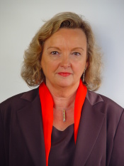 Carme Valls I Llobet