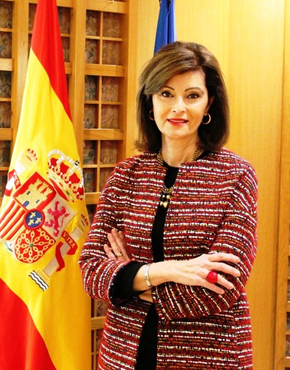 Ana María Botella Gómez