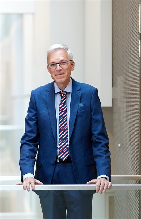 Richard Van Zwol