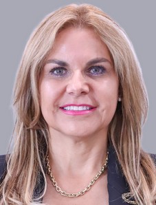 Julia Arcelia Olguín Serna