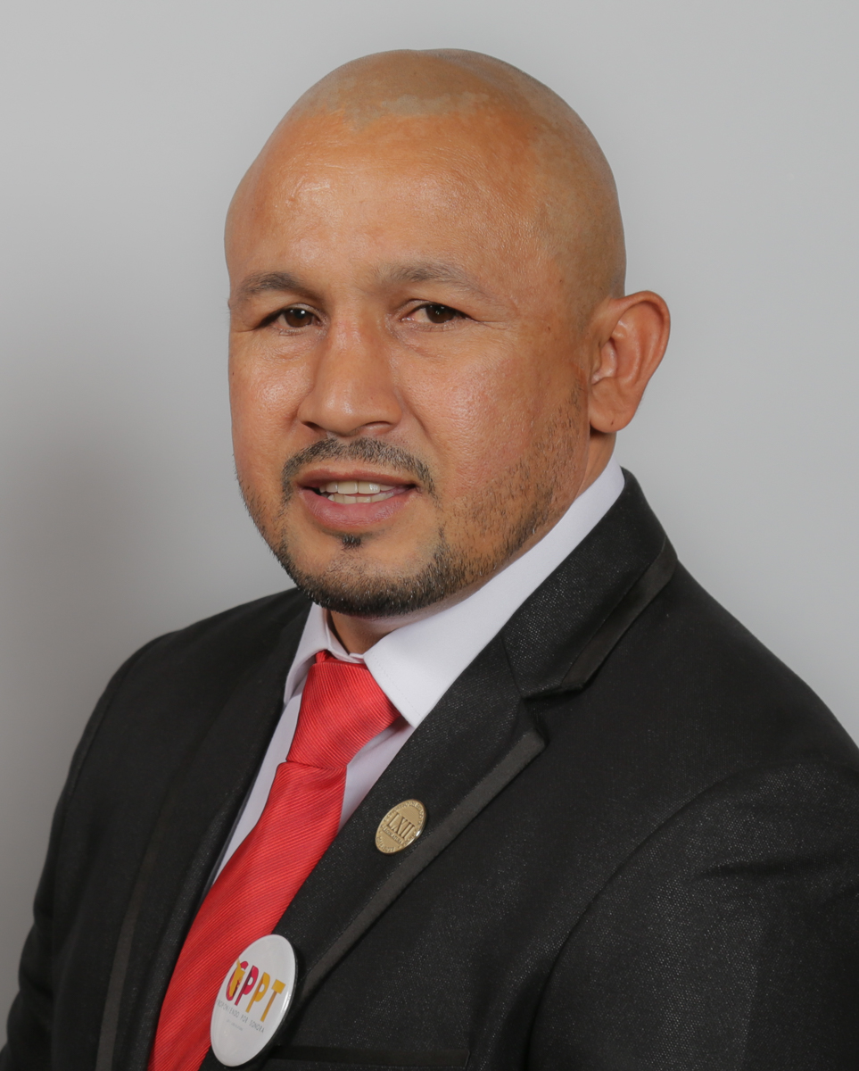 Orlando Salido Rivera