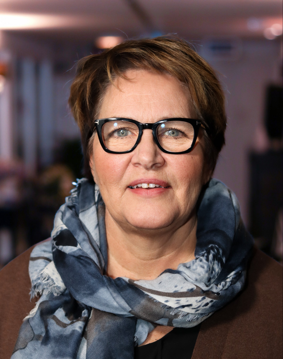 Eva Julin Dombrowe