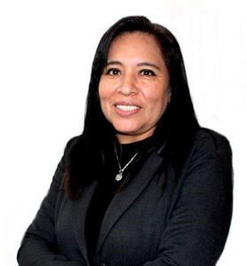 Rosalyn Emilia Carrasco Silva