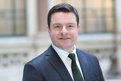 Dr Rob Dixon