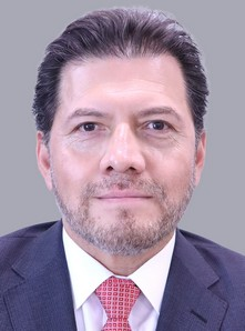 Victor Hugo Lobo Román
