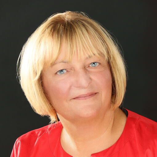 Uta Knebel