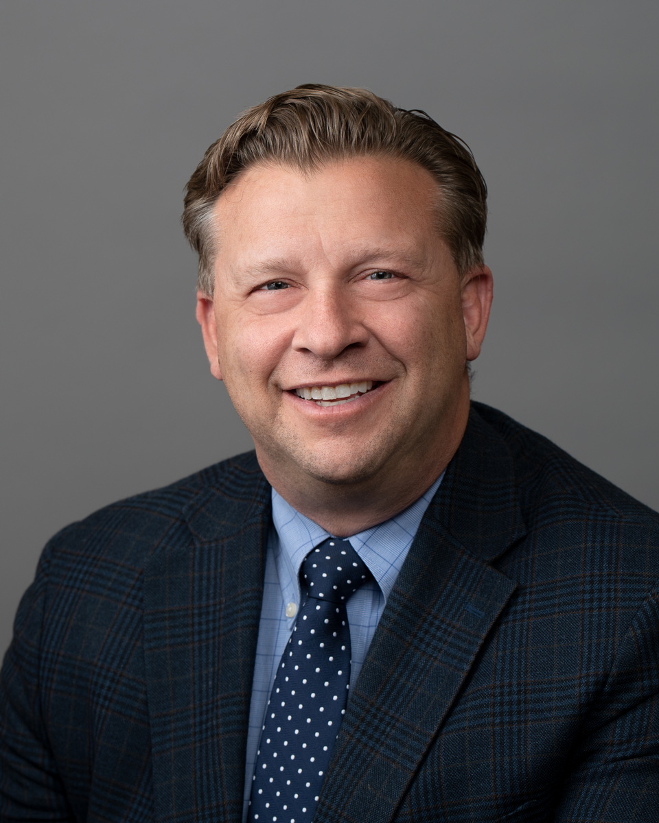 Todd D Weiler