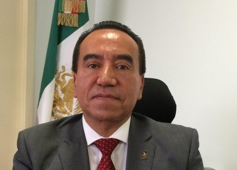 Rufino H León Tovar