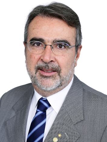 Junior Henrique Fontana