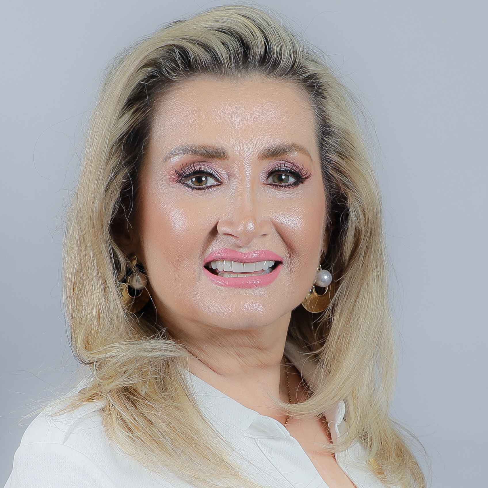 Elia Sahara Sallard Hernández