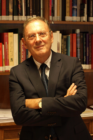 Román Fernández-Baca Casares