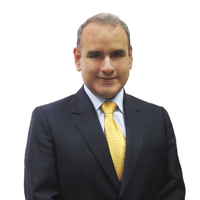 Luis León V